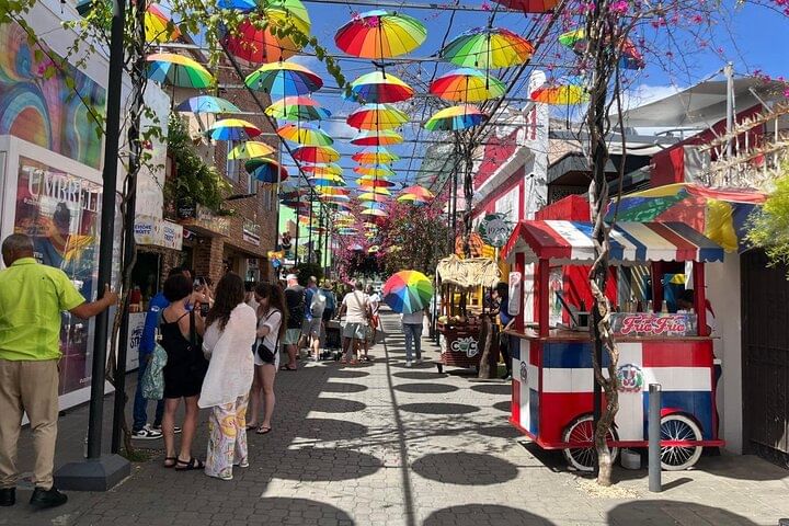 Short walk through the Umbrella Street
