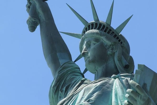 Statue of Liberty and Ellis Island Cruise 60-Minute 7