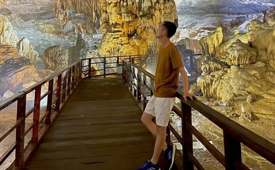Guided Tour in Phong Nha and Paradise Caves with Transportation