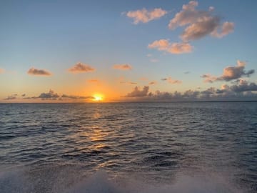 Private Sunset Motor Cruise in Simpson Bay, Sint Maarten