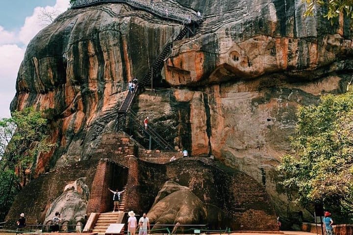 2 Days Ancient Wonders Tour