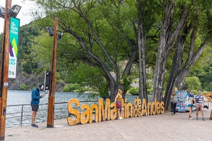 San Martin de los Andes and the Seven Lakes Day Trip from Bariloche