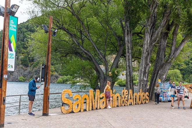 San Martin de los Andes and the Seven Lakes Day Trip from Bariloche photo 3