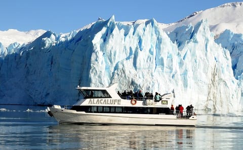 Private Day Trip to El Calafate from Buenos Aires