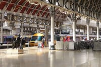 Private transfers between London Stansted Airport - Paddington Train Station 2