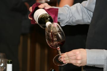 Wine Tasting and Vineyard Tour in Burgundy from Paris