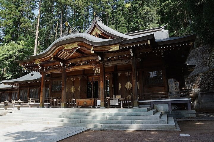 Takayama Private Vehicle Service with Restaurant Reservation