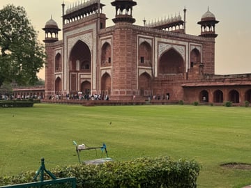 8 Days Golden Triangle Tour With Varanasi
