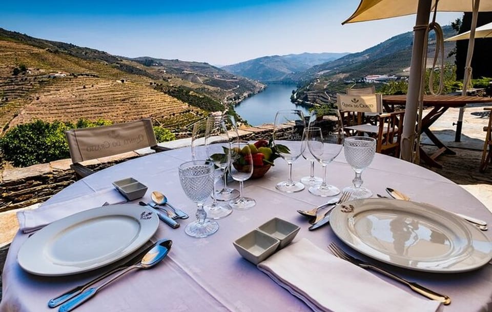 Douro Tour, Lunch at an Award-Winning Winery and Private Cruise