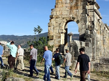 Fes to Volubilis Moulay Idriss and Mekns Day Trip Small Group