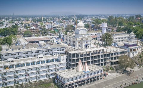 Cultural Day Trip to Paonta Sahib from Chandigarh