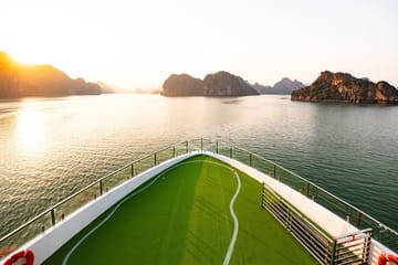 VIP Day Cruise and Kayaking in Halong Bay from Hanoi