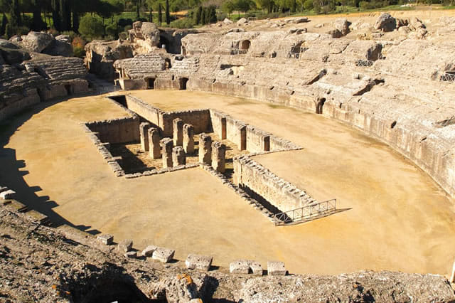 Guided Tour of the Ruins of Italica photo 4