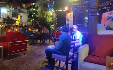 Thamel Nightlife Walking Tour and Pub Crawl in Kathmandu
