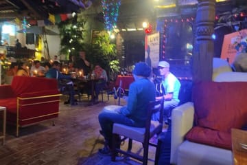 Thamel Nightlife Walking Tour and Pub Crawl in Kathmandu