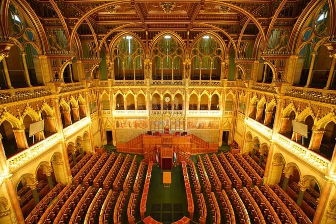  Budapest Parliament interior guided tour with Danube river cruise 9