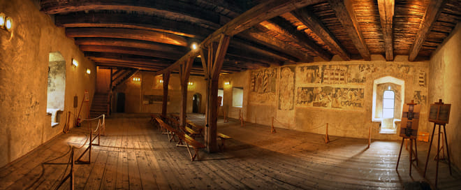 The Valley of Garden and Palaces – Giant Mountains Tour 3