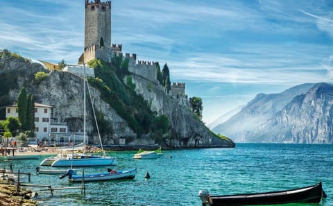 Sirmione Cultural Tour with Garda Lake Cruise
