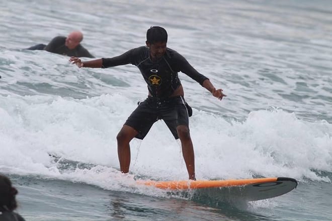 Surfing in Unawatuna 3