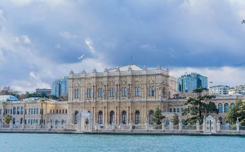 Best of Istanbul Europe & Asia Full-Day Tour