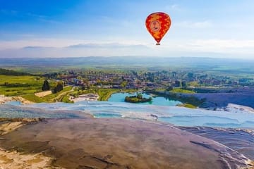 Private Bus Tour to Pamukkale and Hierapolis from Kuşadası