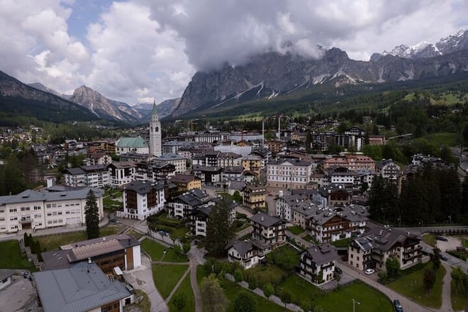 Venice Private Day Trip to the Dolomites and Cortina d'Ampezzo