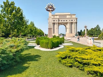 Ganja tour_Ganja tour-Ganja-tour-Ganca tour-Heydar Aliyev Park Ganja-best Azerbaijan Tour package-01