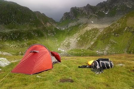 Private Hiking Adventure in the Fagaras Mountains from Brasov