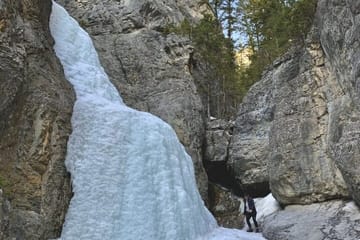 Grassi Lake and Grotto Canyon Icewalk from Banff
