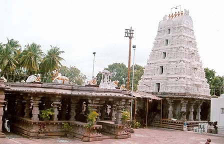 Hyderabad to Mallikarjuna Temple 2 Day Trip