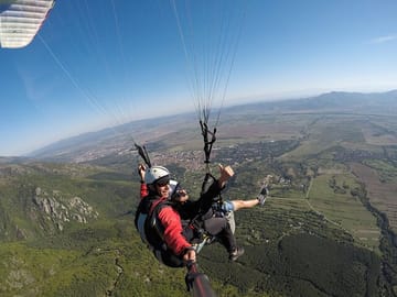 Full-Day Paragliding Guided Adventure with Lunch in Koprivshtica