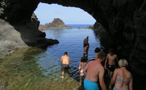 Northwest Madeira 4WD Tour to Porto Moniz and Ribeira Brava