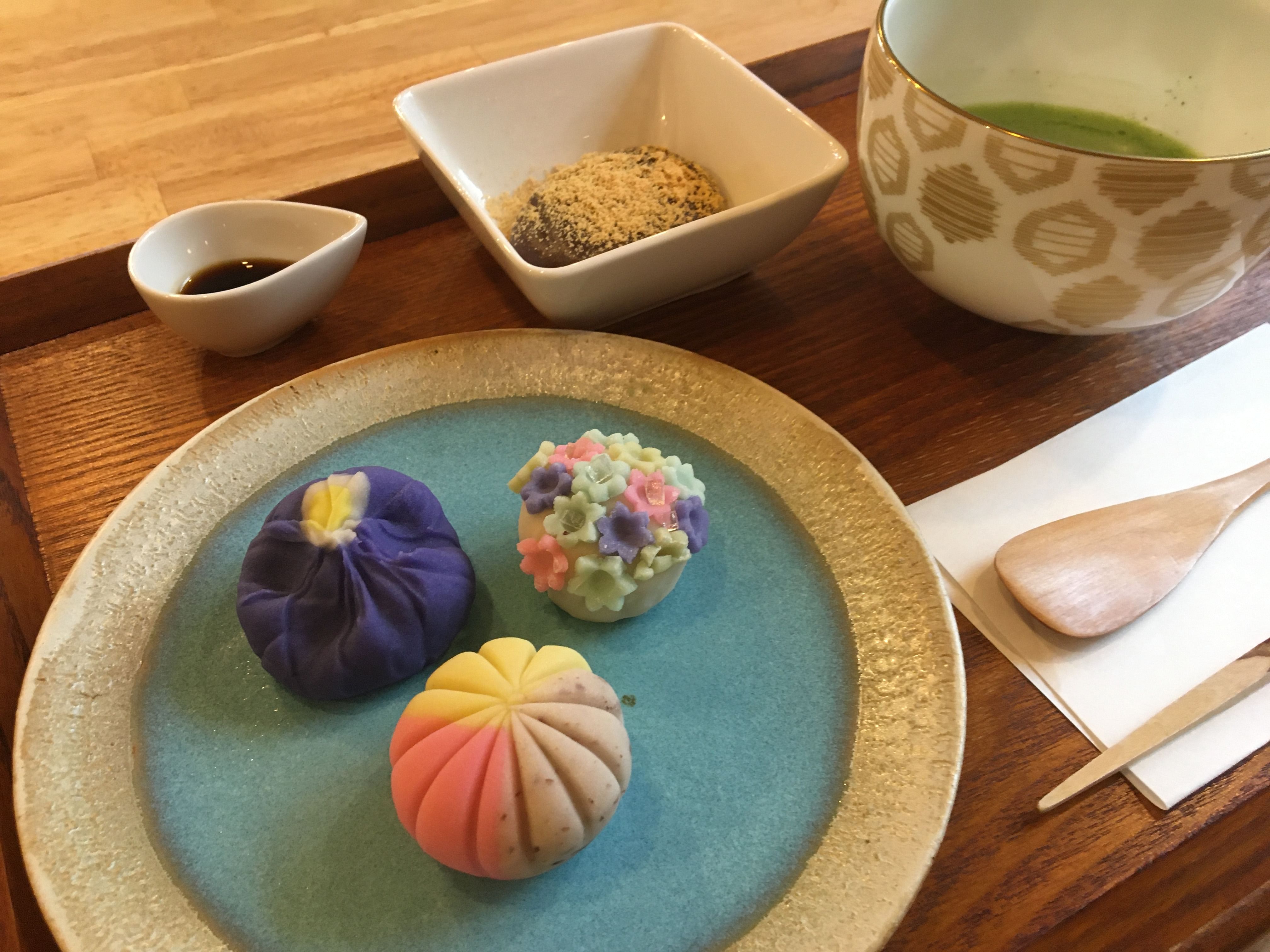 Ginza Man'nendo Wagashi Workshop with Master Yoshi