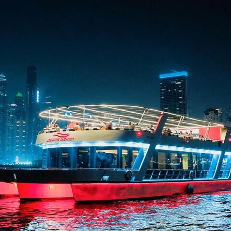 Dubai Dhow Marina Cruise: “From Traditional Charm to Modern Luxury”