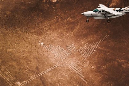 Lim-28 : 2 Days Expedition – Coastal Marvels Tour (Paracas, Huacachina and Nazca)