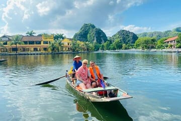 Luxury Day Tour of Hoa Lu, Tam Coc, and Mua Cave from Hanoi