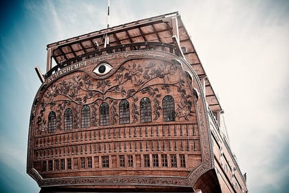 Full Day licensed Tours in Kuwait City & Desert PickUp & DropOff