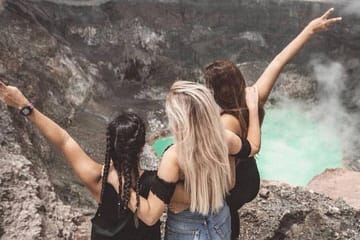 Hike Santa Ana Volcano and Explore Lake in El Salvador