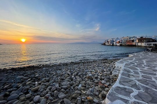 6 Hours All Of Mykonos Private Tour Lunch Included and Pick Up