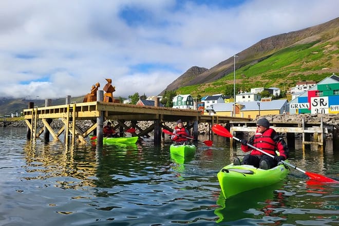 Guided kayak tour in Siglufjörður / Siglufjordur.