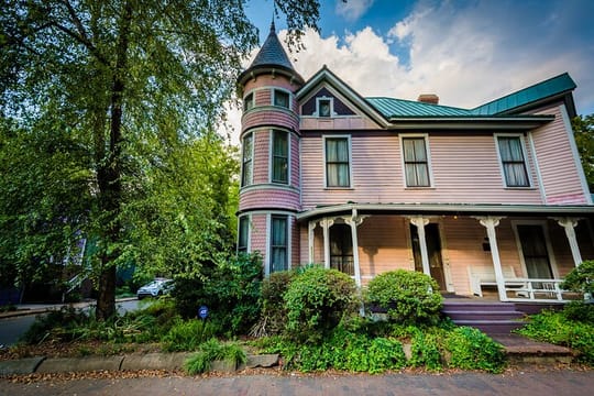 Charlotte Ghost Walking Tour - Smartphone guided audio/gps Tour at your own pace
