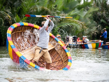 11-Day Trekking Tour of Vietnam's Hidden Gems and History