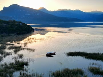 Skadar Lake Sunset Boat Tour with Wildlife Viewing and Wine