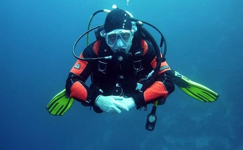 Introductory Diving Experience in Hurghada, Egypt