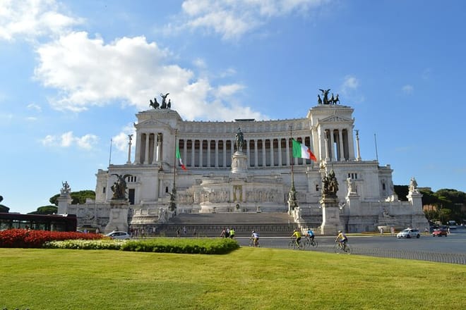 Rome walking tour: Churches, Squares and Fountains photo 2