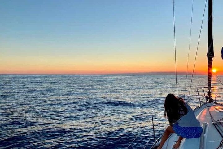 Full-Day Boat Trip for Swimming & Fishing with Lunch – Agadir