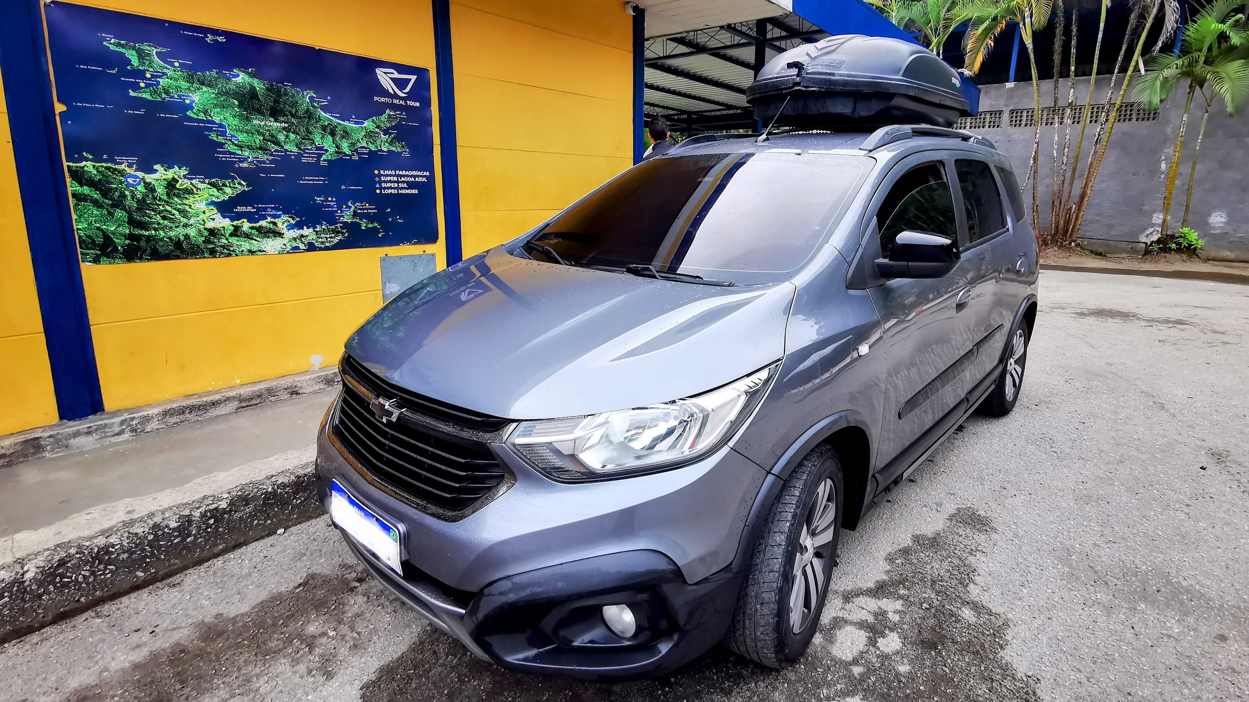 Veículo de transferência privado para passageiros que viajam de Conceição de Jacareí para Paraty, Costa Verde