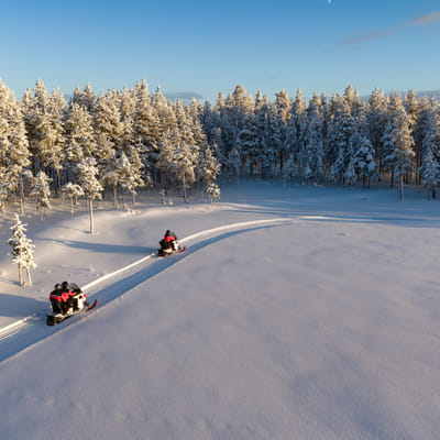 Sähkömoottorikelkkasafari Rovaniemellä - Image 7
