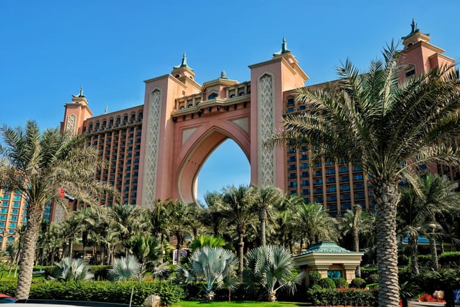 Stretch Limousine Panoramic City Tour of Dubai 4