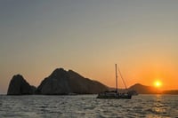 Los Cabos Sunset Party Cruise with Unlimited Open Bar 5